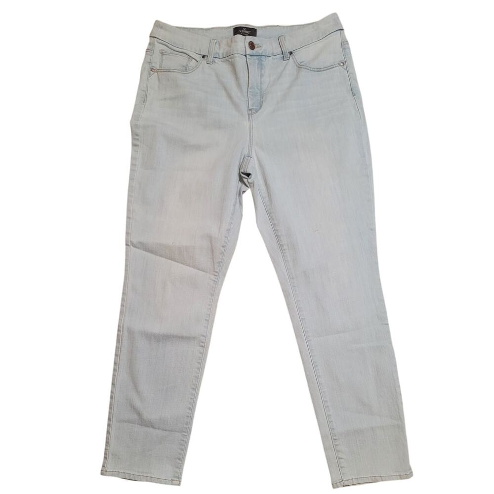 Chico’s So Slimming 10 Light Blue Straight Leg Jeans Relaxed Soft Minimalist